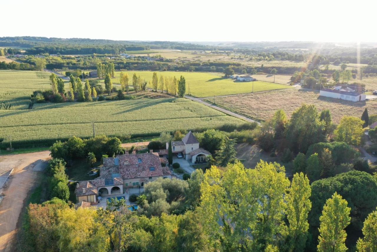 Gite Le Bois De Montpouillan Марманд Экстерьер фото